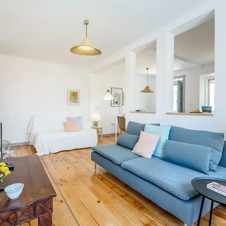 Alfama, Bright And Spacious With Private Terrace, By Timecooler Lisbona