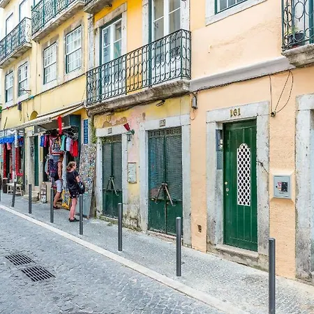 Appartamento Alfama, Bright And Spacious With Private Terrace, By Timecooler *