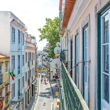 Alfama, Bright And Spacious With Private Terrace, By Timecooler * Lisbona
