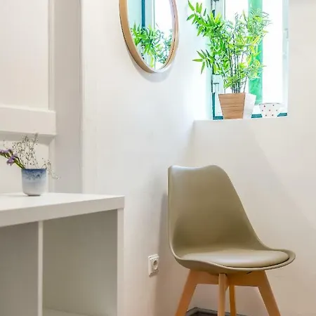 Alfama, Bright And Spacious With Private Terrace, By Timecooler ליסבון