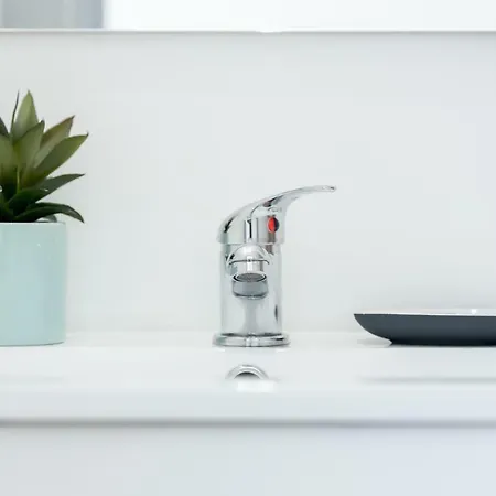 Alfama, Bright And Spacious With Private Terrace, By Timecooler