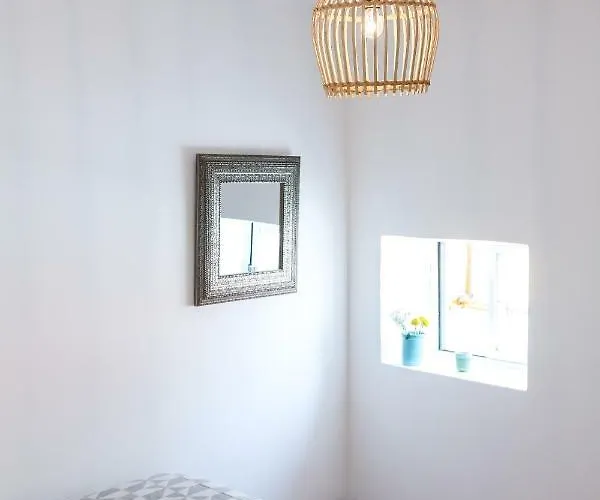 דירה Alfama, Bright And Spacious With Private Terrace, By Timecooler ליסבון