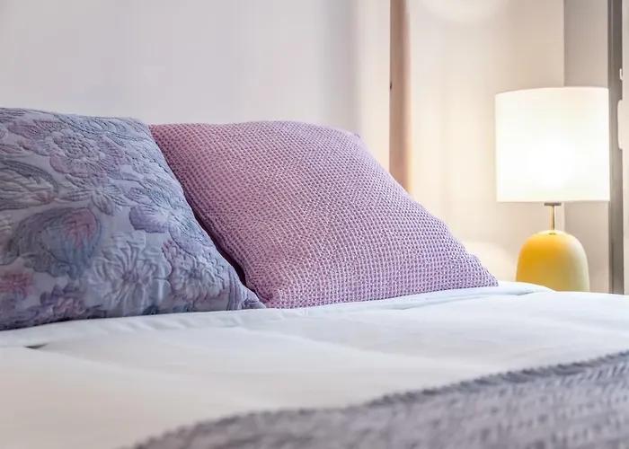 דירה Alfama, Bright And Spacious With Private Terrace, By Timecooler