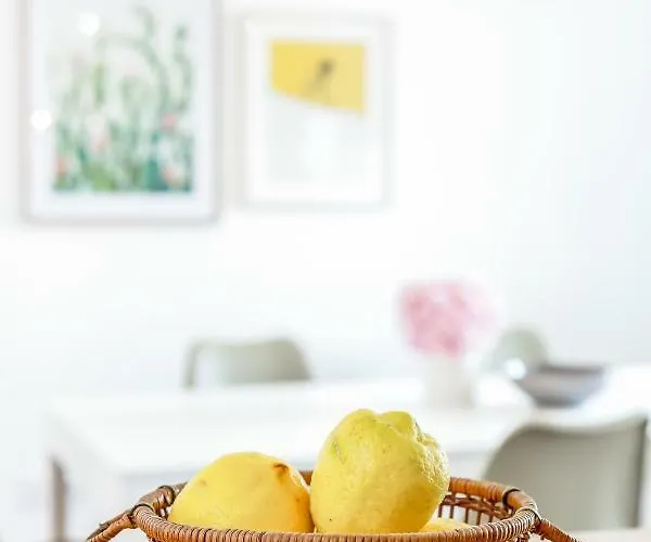 Alfama, Bright And Spacious With Private Terrace, By Timecooler * ליסבון